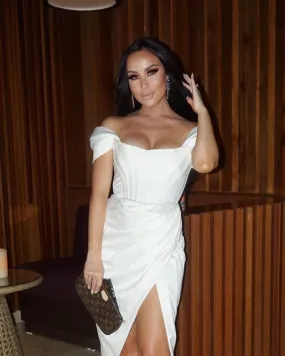 EDNA Off Shoulder Short Sleeve Over Knee Wrinkled Slit Bodycon Dress