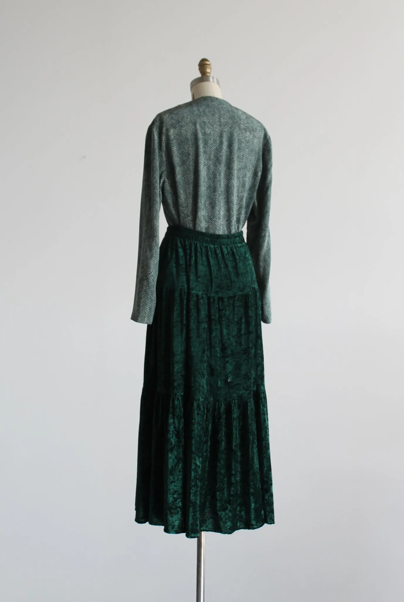 evergreen velvet maxi skirt