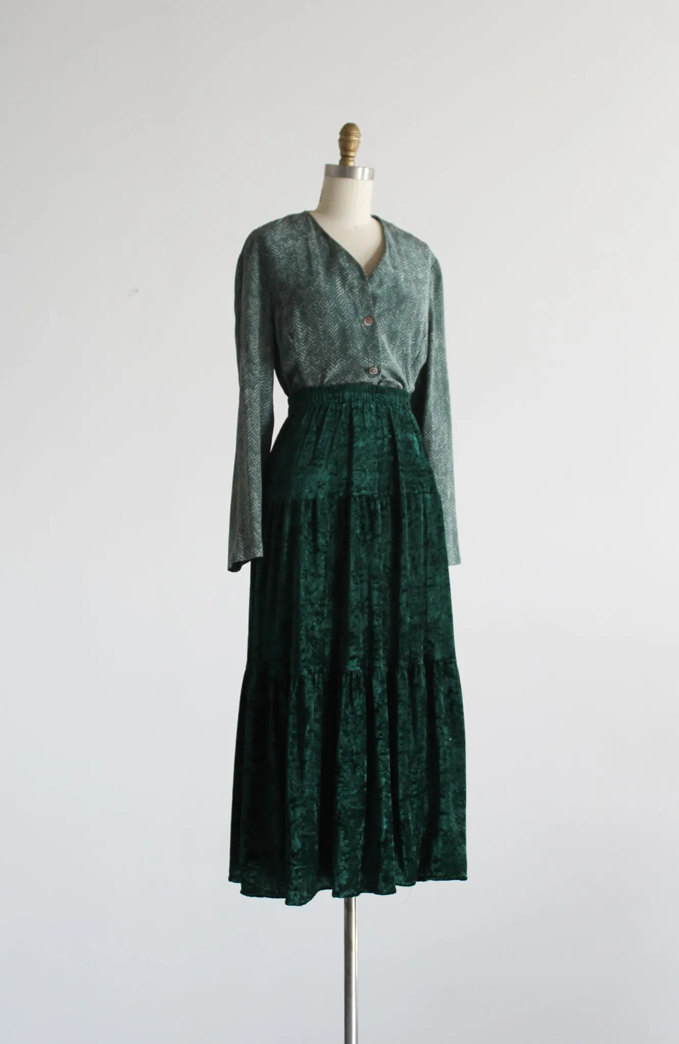 evergreen velvet maxi skirt